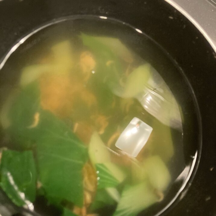 チンゲン菜と桜エビのスープ
